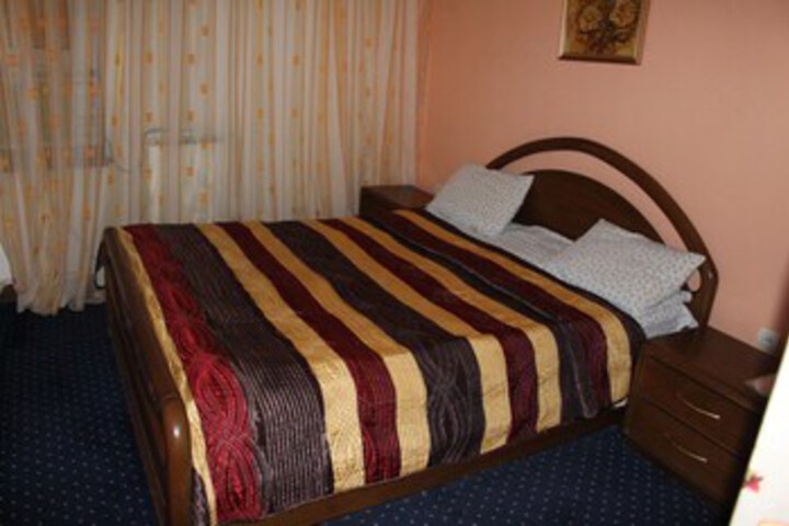 Room 13 of 61