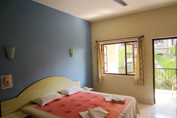 Room 5 of 35
