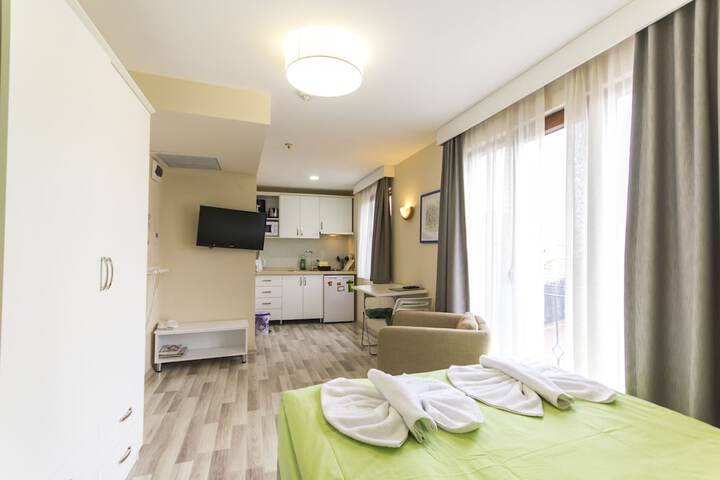 Room 8 of 30
