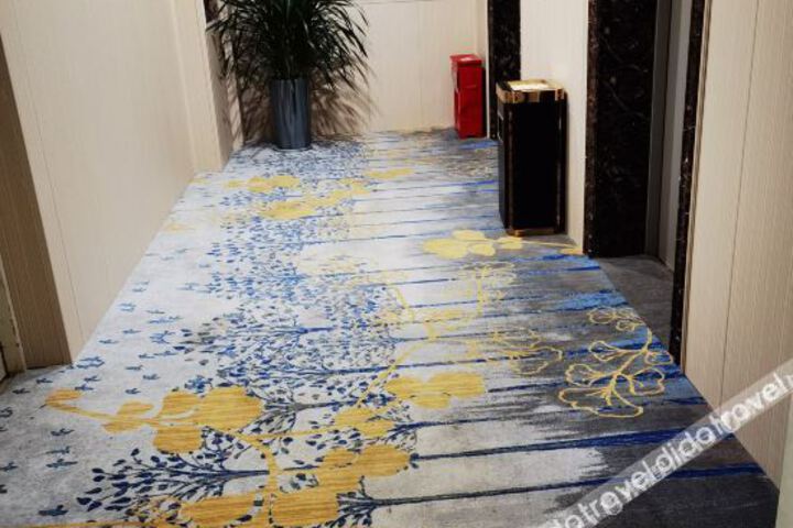 Hotel Interior 17 of 25