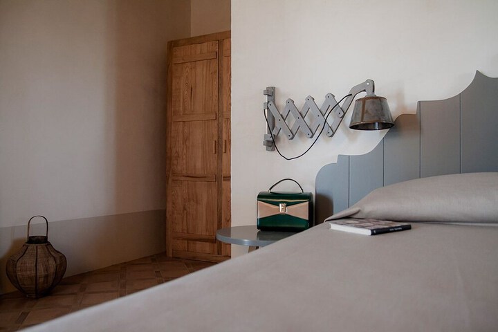 Room 15 of 86