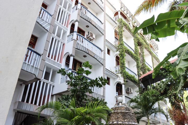 Hotel 82 of 84