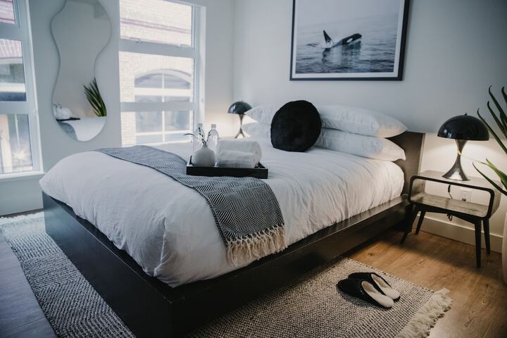 Room 9 of 53