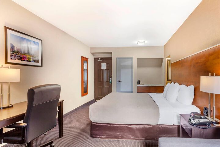 Room 21 of 44