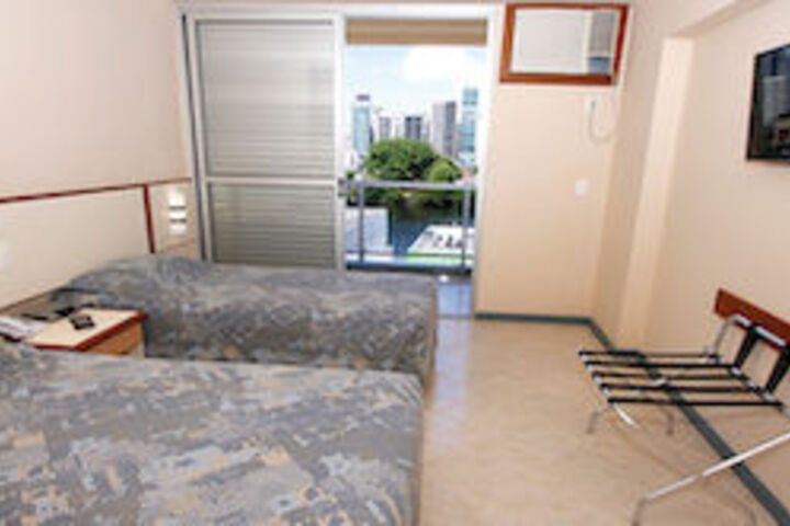 Room 11 of 12