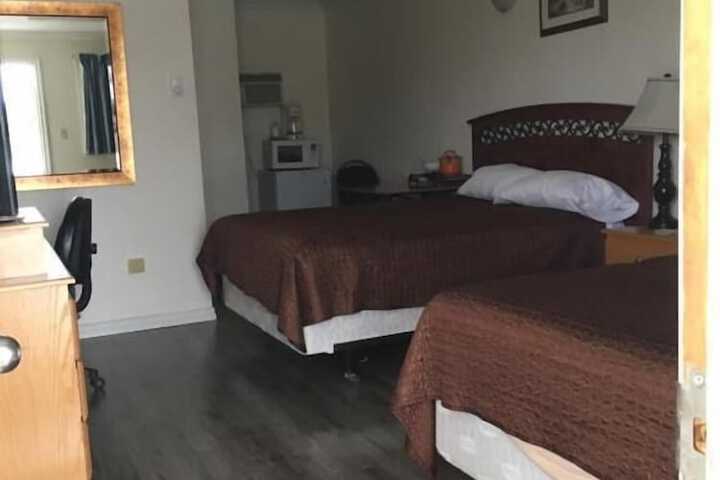 Room 5 of 7