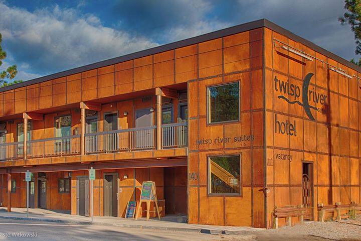 Hotel 73 of 78