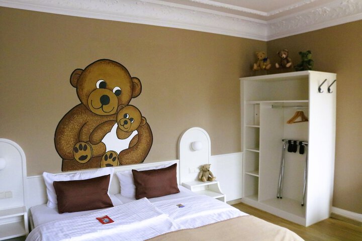 Room 22 of 92