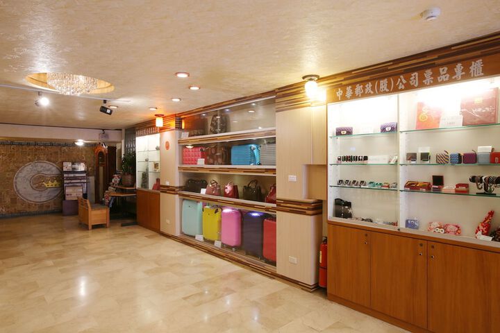 Gift shop