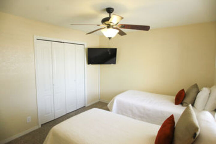 Room 15 of 53