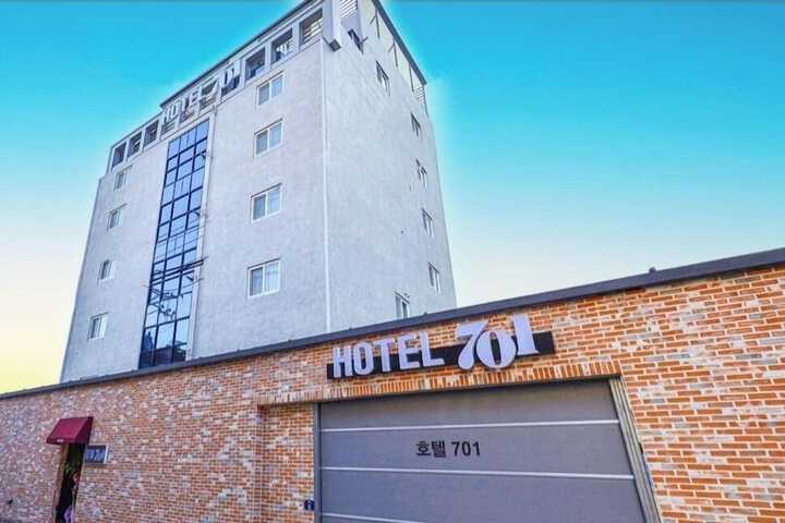 Hotel 70 of 72