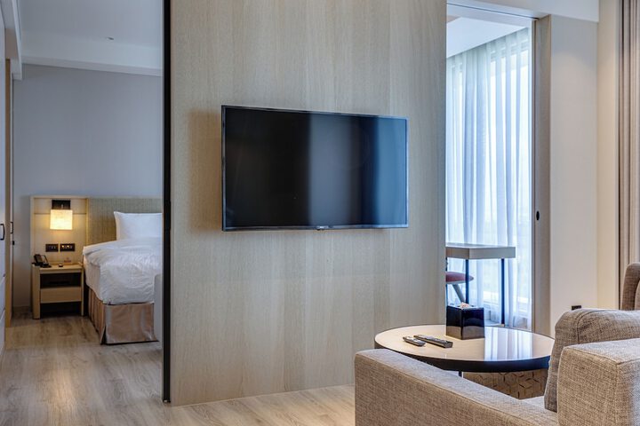 Room 44 of 85