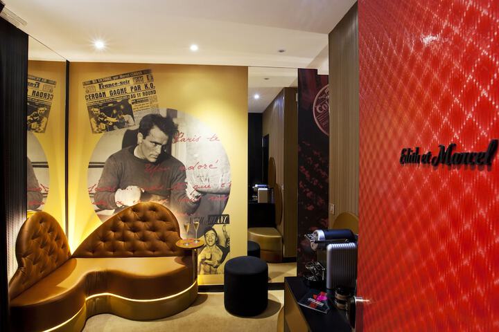 Room 51 of 76