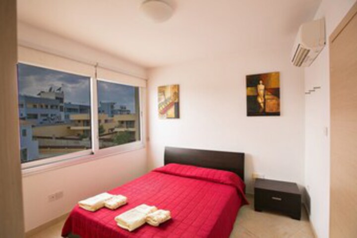 Room 25 of 26