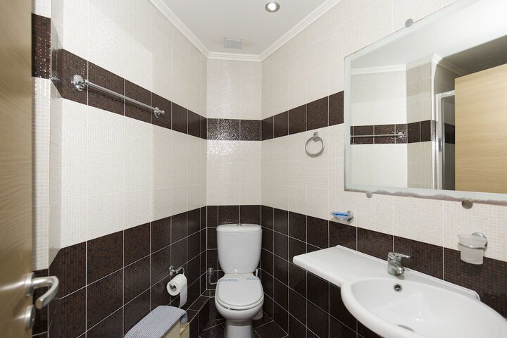 Clean Restrooms