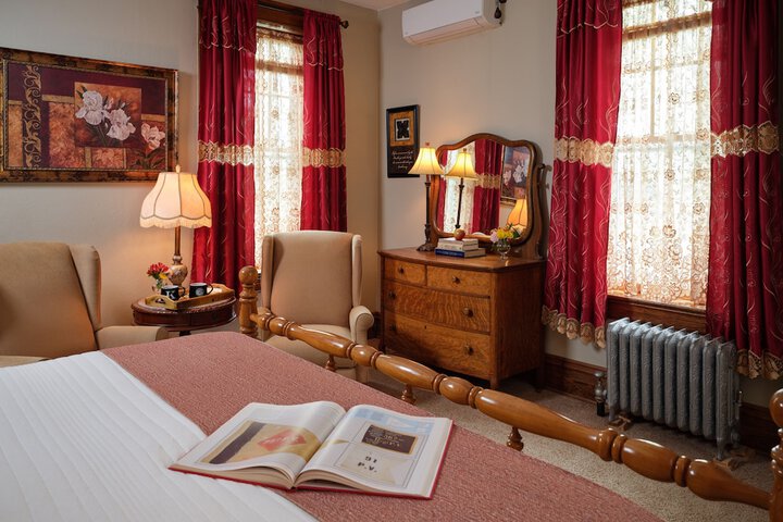 Room 17 of 41
