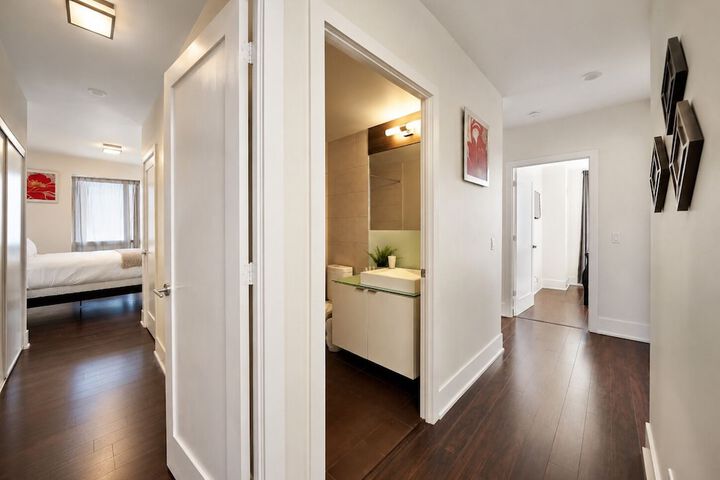Room 71 of 148