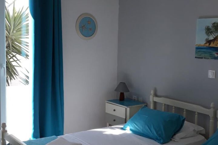 Room 12 of 68