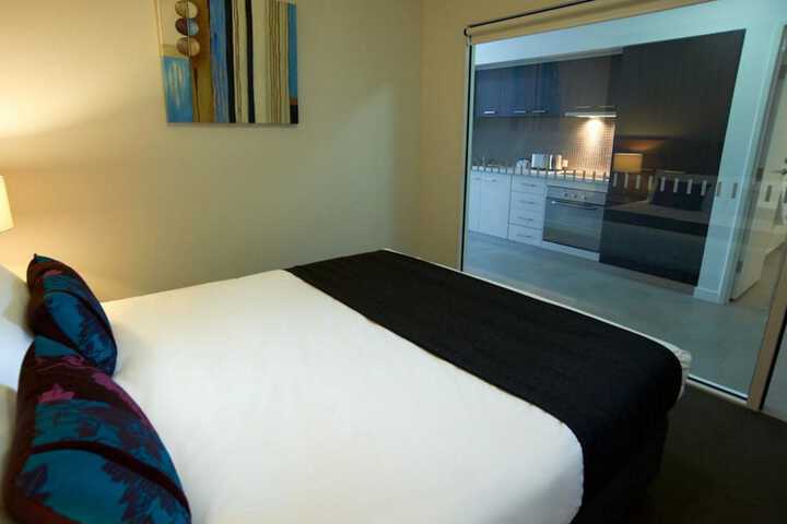 Room 8 of 25