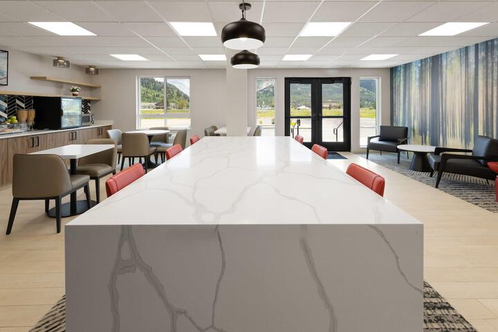 Breakfast/Coffee Service 34 of 43