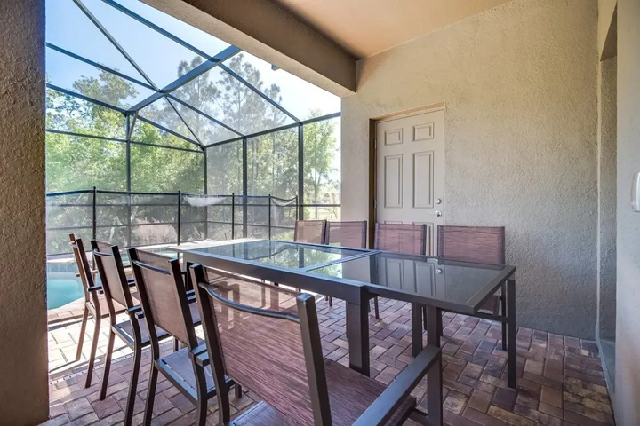 Terrace/Patio 7 of 37