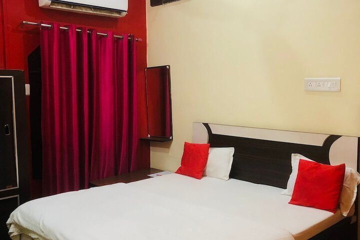 Room 13 of 14