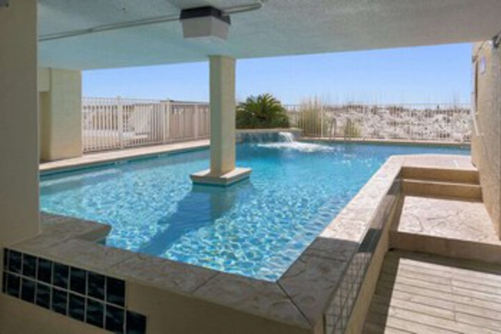 Pool 223 of 360