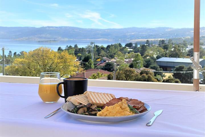 Breakfast/Coffee Service 35 of 39