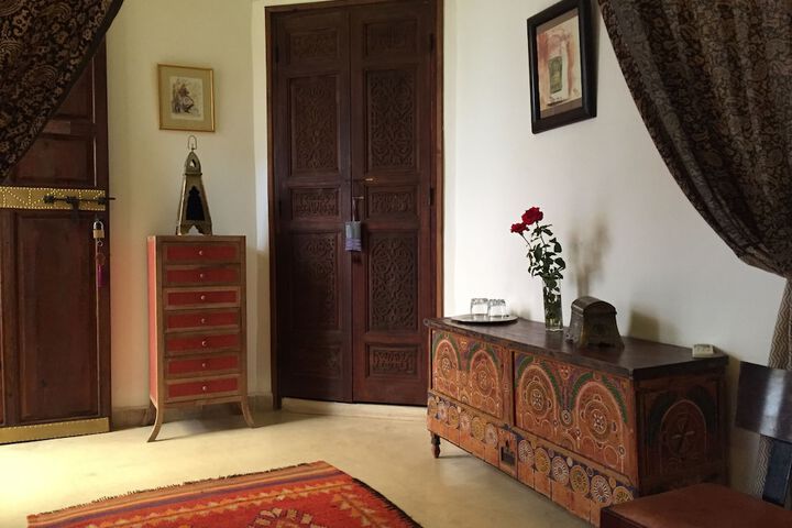 Room 27 of 58