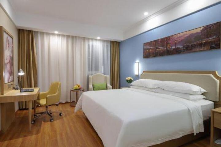 Vienna 3 Best Hotel (South Hefei High-speed Railway Station)