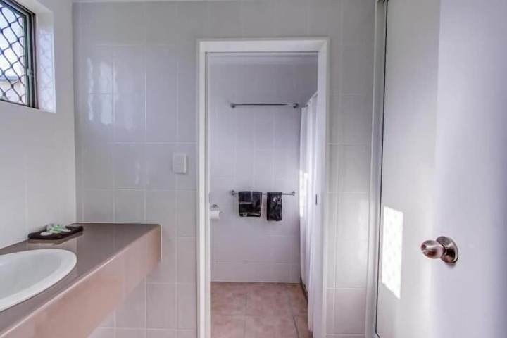 Room 17 of 22