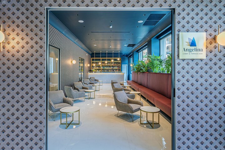 Lounge 175 of 211