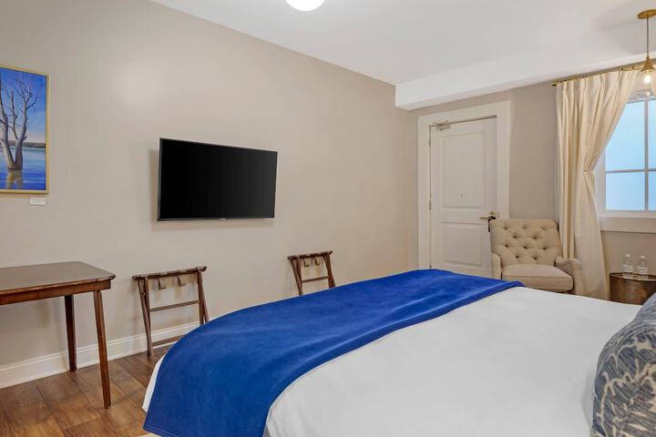 Room 21 of 71