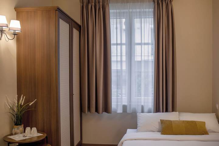 Room 58 of 115