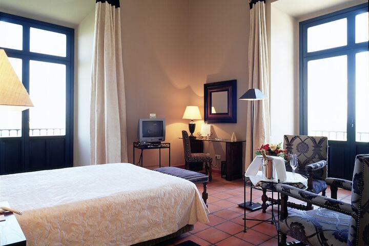 Room 10 of 89