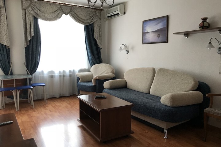 Room 22 of 32