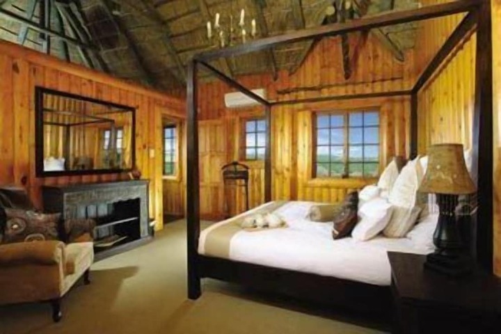 Room 2 of 20