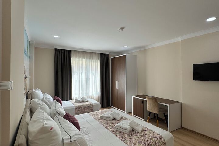 Room 73 of 191