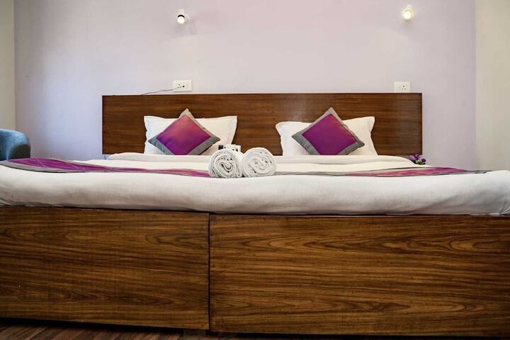 Room 15 of 27