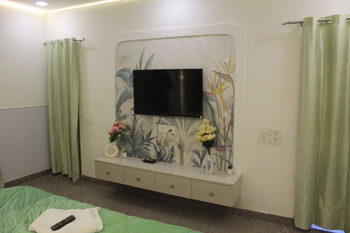 Room 15 of 67