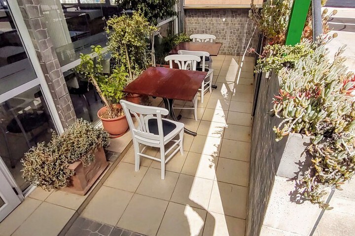 Terrace/Patio 58 of 60