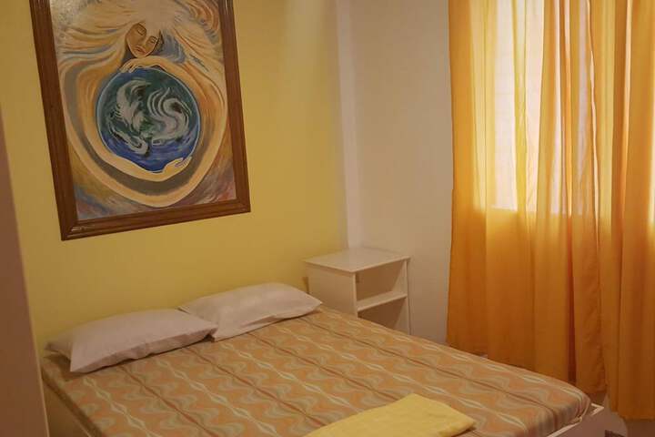 Room 8 of 51