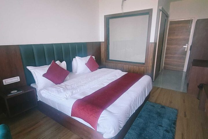 Hotel Sky Heaven Dalhousie