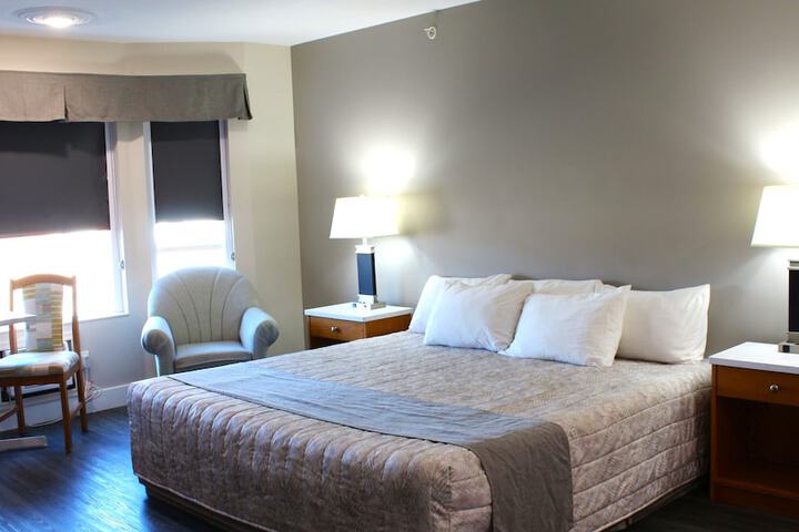 Room 9 of 45