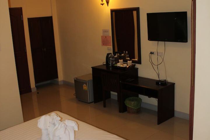 Room 17 of 60