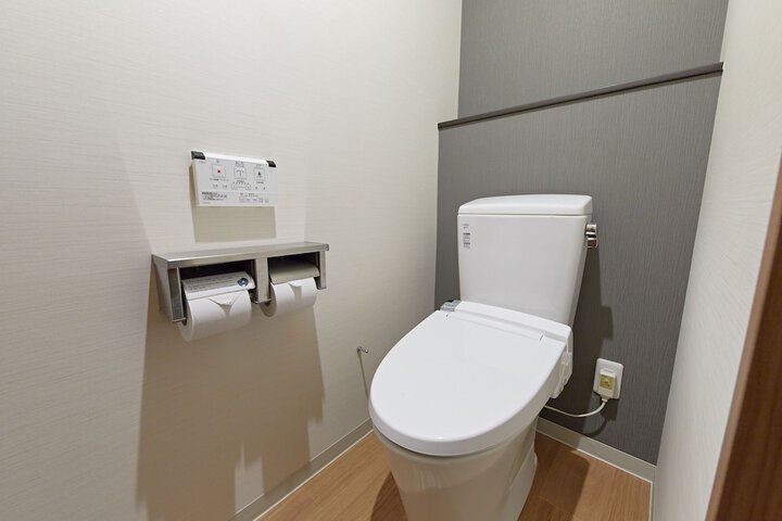 Room 44 of 76