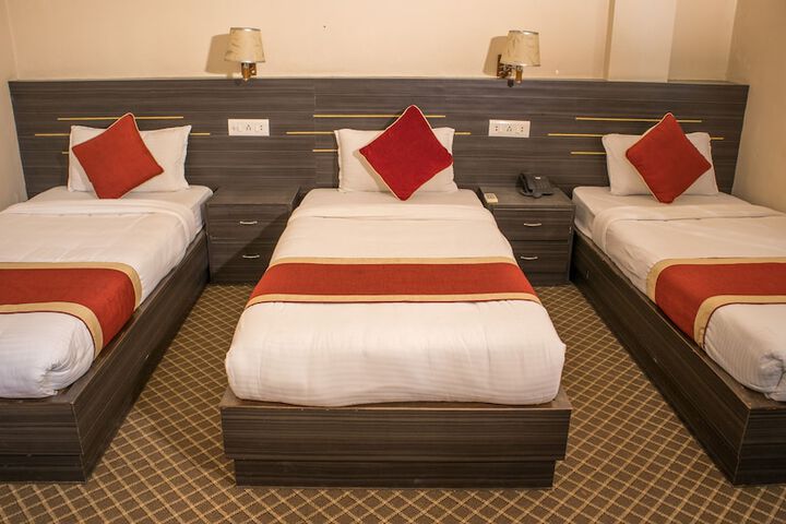 Room 8 of 23