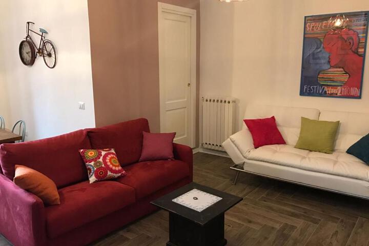 Appartamento con terrazza in Via Campo dei Fiori