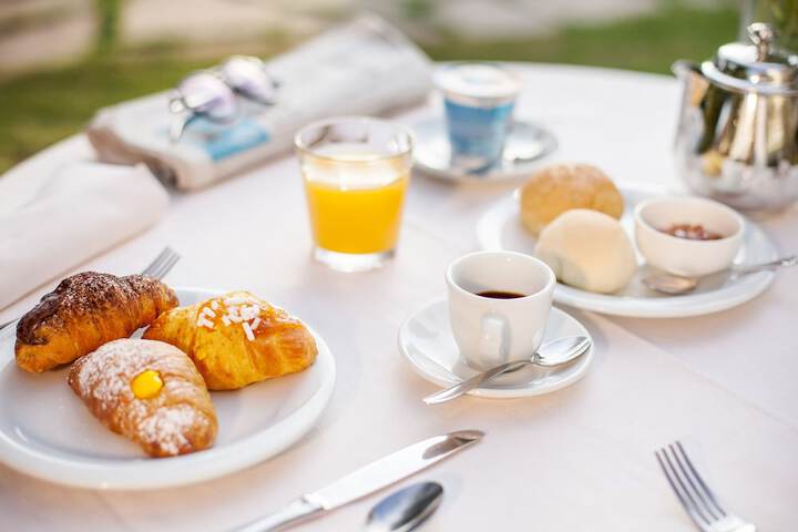 Breakfast/Coffee Service 46 of 56
