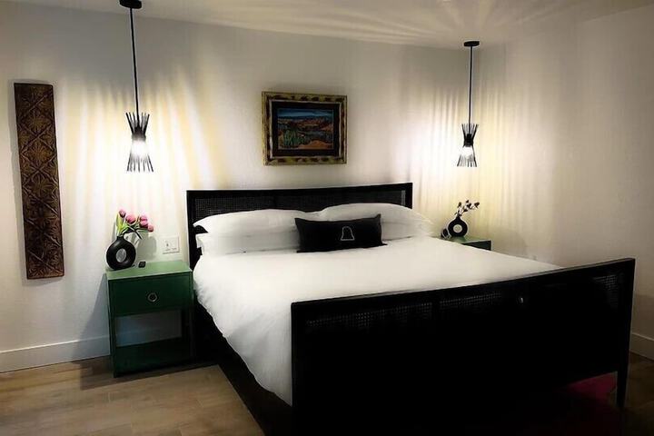 Room 12 of 41